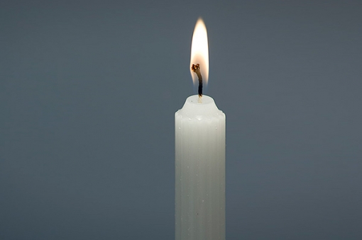 Vela Decorativa Casti�al - Riscada